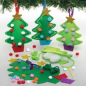 Baker Ross - EX5973 Large Felt Christmas Stockings u2060u2014 Creative Arts and Crafts for Kids to Decorate, Embellish and Personalise (Pack of 3)