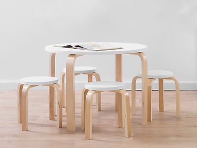 mocka childrens table and chairs