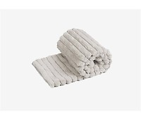 Acomoda Textil - Manta de Sedalina 220x240 cm. Manta Cálida, Transpirable,  Suave y Ligera para Sofá, Cama y Viaje. (Beige)