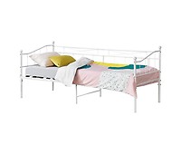 Cama con almacenaje de poliéster gris claro/plateado 180 x 200 cm METZ -  Conforama