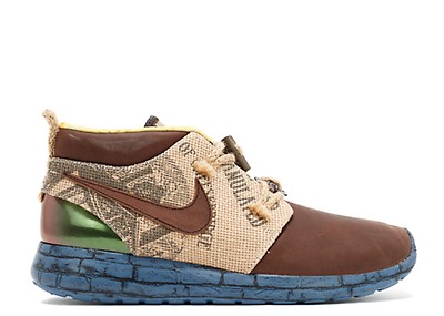 Nike NIKE580573 838 Chaussures de Course Roshe Run FB Nike NIKE580573 838 Chaussures de Course Roshe Run FB