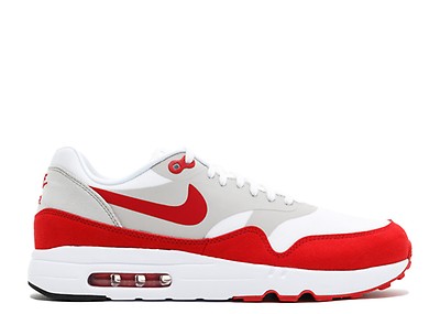 Nike Air Max 1 Ultra Essential BlackAnthracite White 819476 004 Nike Air Max 1 Ultra Essential BlackAnthracite White 819476 004