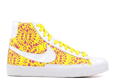 foot locker men's lebron shoes