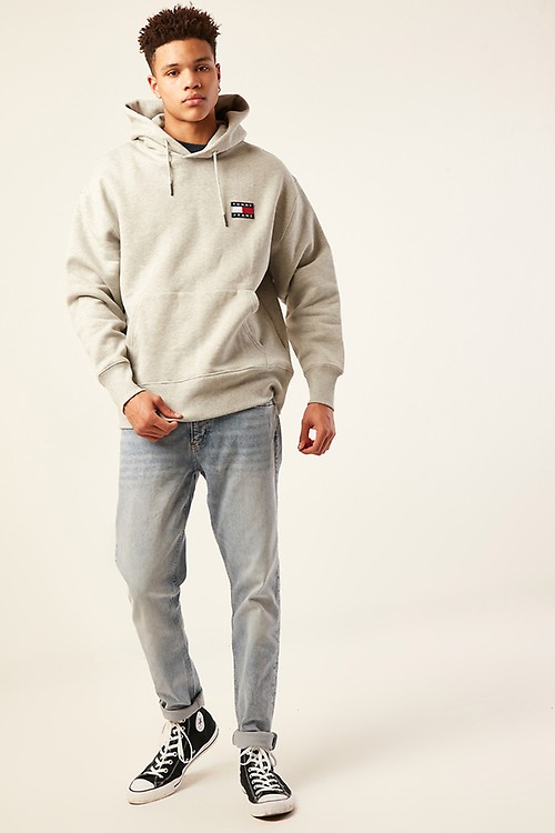 tommy badge hoodie grey