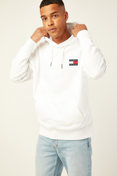 tommy jeans universal store