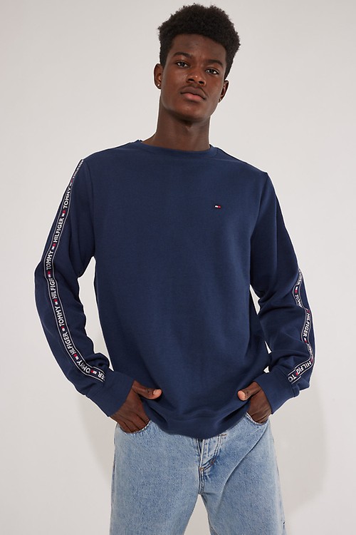 tommy hilfiger jumper universal store