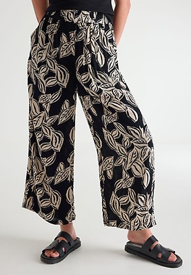 Womens Black Floral Print Wide Leg Trousers Peacocks