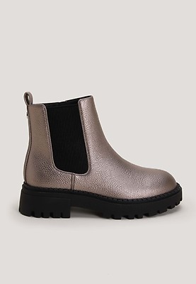 Older Girls Classic Black Chelsea Ankle Boots Peacocks