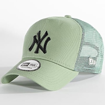 New Era 60358065 Tech Ripstop New York Yankees Trucker Cap Orange Man