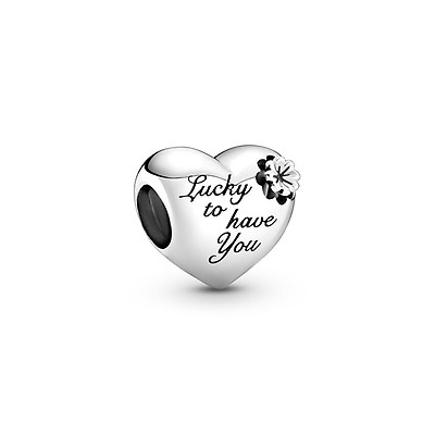 Pandora moving clover on sale ring