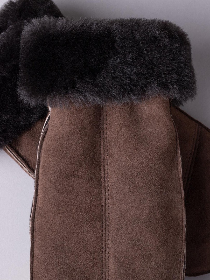 Ladies' Classic Sheepskin Mittens in Tan Lakeland Leather