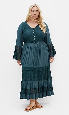 Women's Plus Size Tisha Lace Maxi Dress - black