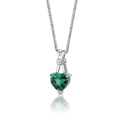 Heart store emerald necklaces