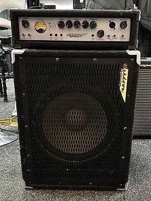 Ashdown MAG-C115-300 Bass Guitar Combo Amplifier| PMT Online