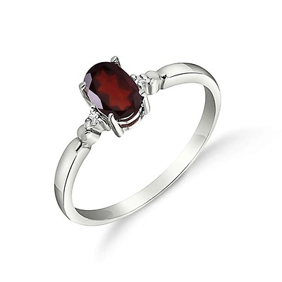 Silver and outlet garnet ring