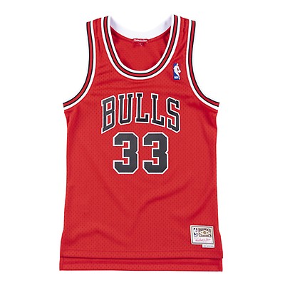 MITCHELL AND NESS Chicago Bulls Scottie Pippen Swingman Jersey  SMJYGS18149-CBUBLCK95SPI - Shiekh