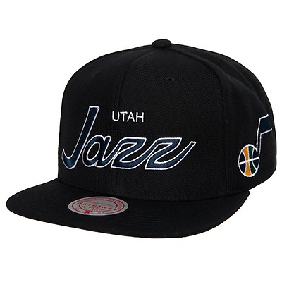 City Gear - Rate this fit! 🔥 or 💩? Get this Mitchell & Ness Suns