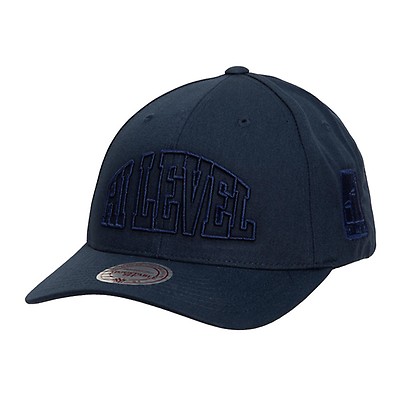 Mitchell & Ness INTL033 Snapback Cap