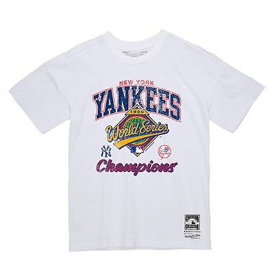 Mitchell & Ness Men's World Series 2000 T-Shirt in Green - Size Large