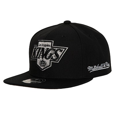 Los Angeles Kings Mitchell & Ness Vintage Hat Trick Snapback Hat - Purple