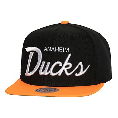 Mitchell & Ness NHL Anaheim Ducks Vintage Sharktooth Snapback Hat