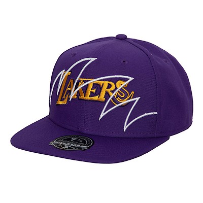 Mitchell & ness store lakers hat