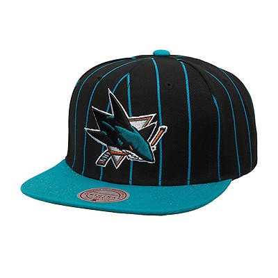 Mitchell & Ness - NHL White Snapback Cap - San Jose Sharks in Your Face Deadstock White Snapback @ Hatstore