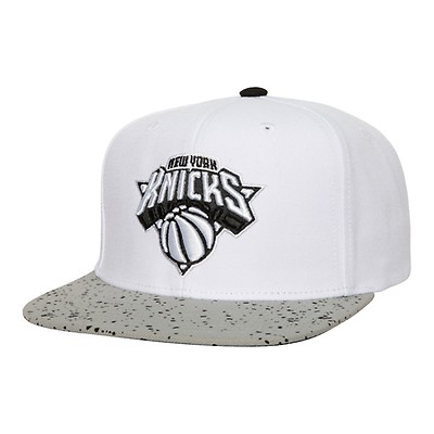 Mitchell & Ness Knicks Retro Stack Snapback Hat