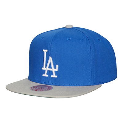 MITCHELL & NESS Fernando Valenzuela Los Angeles Dodgers 1981 Away Authentic  Jersey AJY1CP19262-LADGREY81FVA - Karmaloop