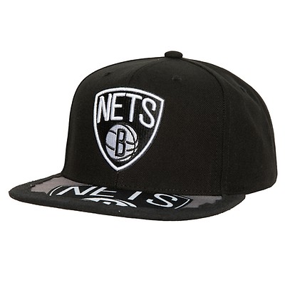 Lids New York Islanders Mitchell & Ness Gold Leaf Trucker Snapback