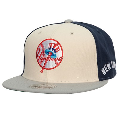 New York Yankees Yogi Berra Cream Throwback Mitchell & Ness Jersey SIZE 40