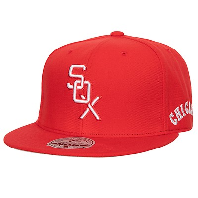 Chicago White Sox Mitchell & Ness Reframe Retro Snapback Hat