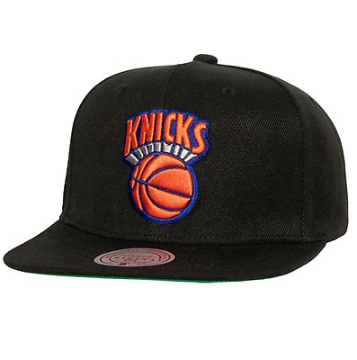 New York Knicks Mitchell & Ness Core Side Snapback Hat - Black