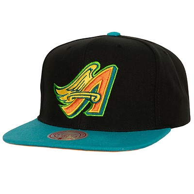 Mitchell & Ness California Angels Hometown Coop White/Red Adjustable  Snapback