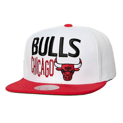 Men's Mitchell & Ness Black Chicago Bulls Gold Dip Down Snapback Hat