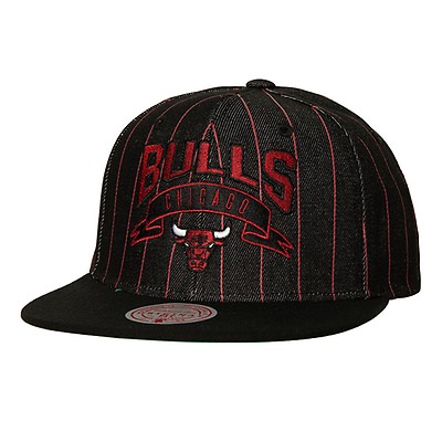 Chicago Bulls Mitchell & Ness Youth Hardwood Classics Fast Times Snapback  Hat - White