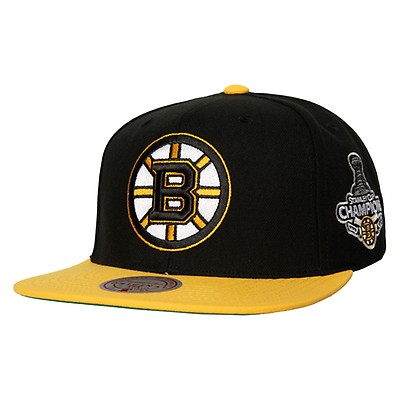 Mitchell & Ness Boston Bruins White Baseball Jersey, Men's, Small