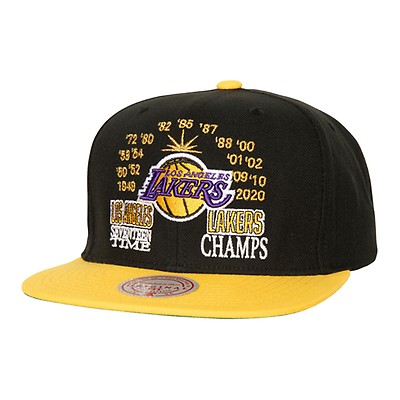 Mitchell and Ness Los Angeles Lakers Magic Johnson Swingman Jersey  SMJYGS18176-LALPURP84EJH - Shiekh