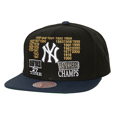 World Series Champions Snapback New York Yankees - Shop Mitchell 