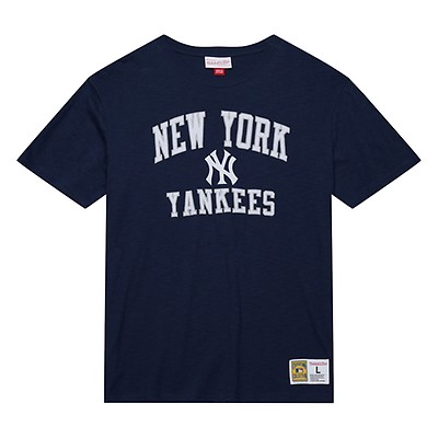 Premium Pocket Tee New York Yankees - Shop Mitchell & Ness Shirts 