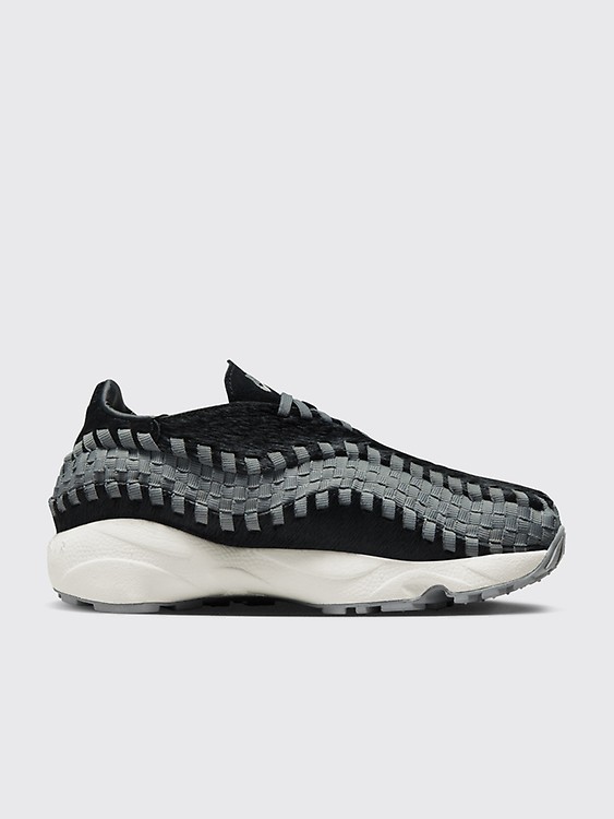 Très Bien - Nike Air Footscape Woven Black / Smoke Grey