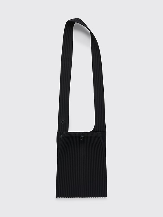 Très Bien - Kiko Kostadinov Haidu Carryall Tech Satin Bag Black