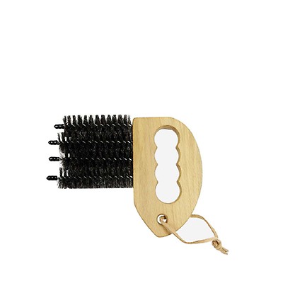 Brosse à Linge Avec Poignée Perforée Et Poils Durs - Fabriquée En Italie