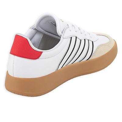 Compra zapatillas online Hasta 6 cuotas sin interes