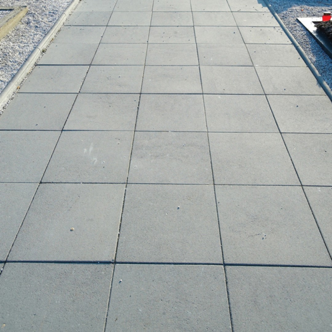 BETONSKA PLOŠČA KOGRAD GLADKA PLOŠČA 50X50X5 SIVA