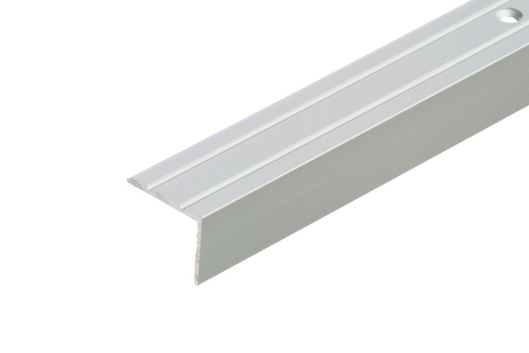 STOPNIŠČNI ALU PROFIL CEZAR 25X20MM 2.7M SREBRN