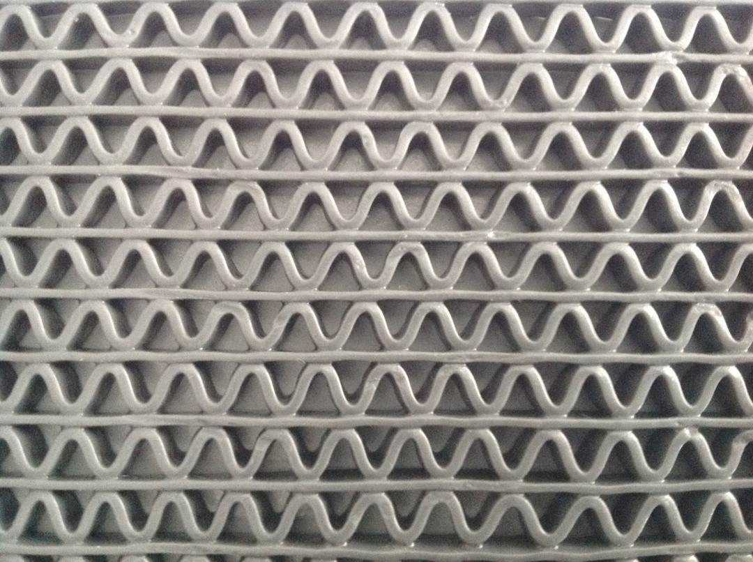 TEKAČ TEKAČ ZIGZAG 120 CM SIV