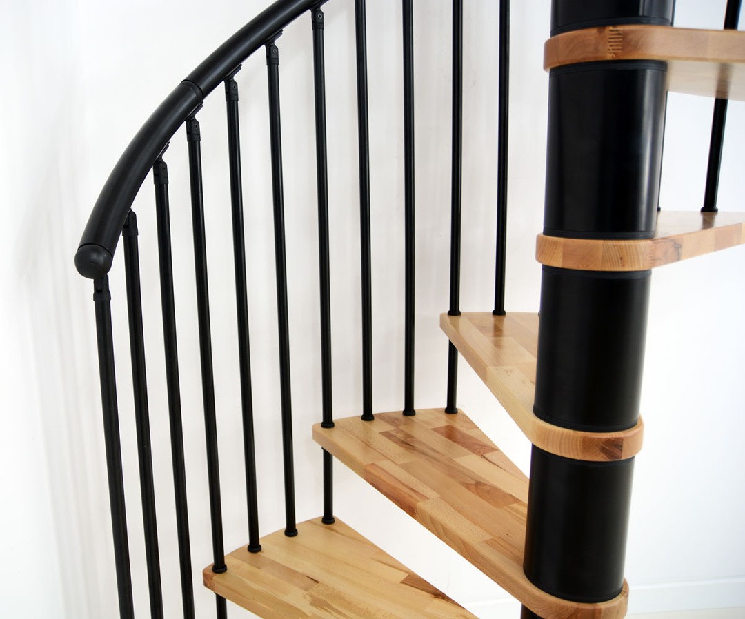 DODATEK ZA STOPNICE MINKA OGRAJA SPIRAL EFFECT 1 M ČRNA FI 160