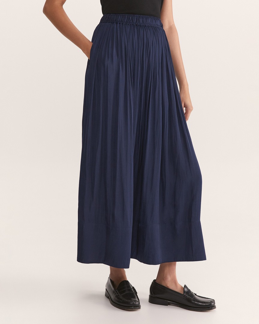 Pleated midi outlet skirt david jones