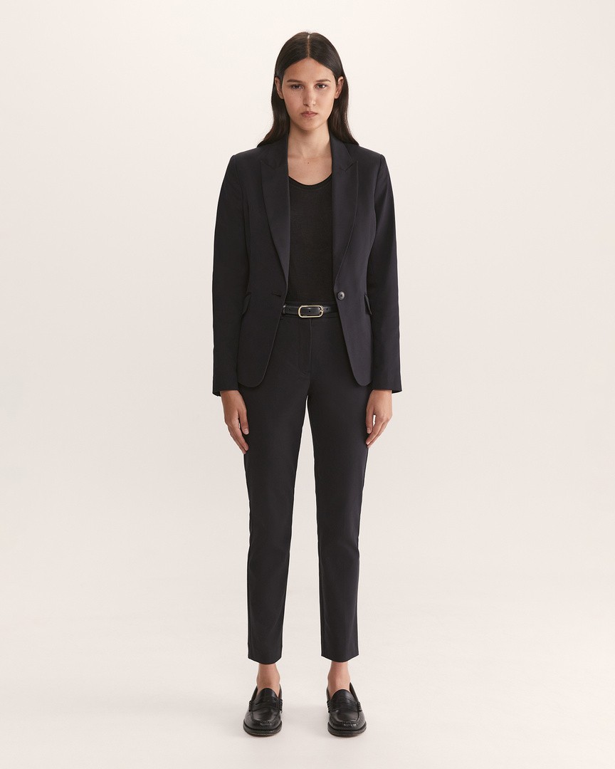 Women's Tailored Contour Fitted Blazer